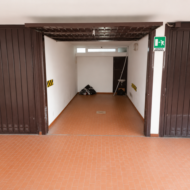 Garage / Posto Auto in vendita a Bologna, S.Viola