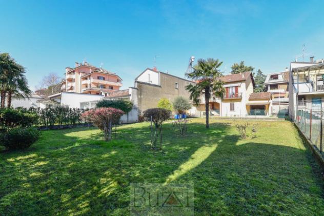Villa di 240 m² con 5 locali e box auto in vendita a Seregno - Foto 9