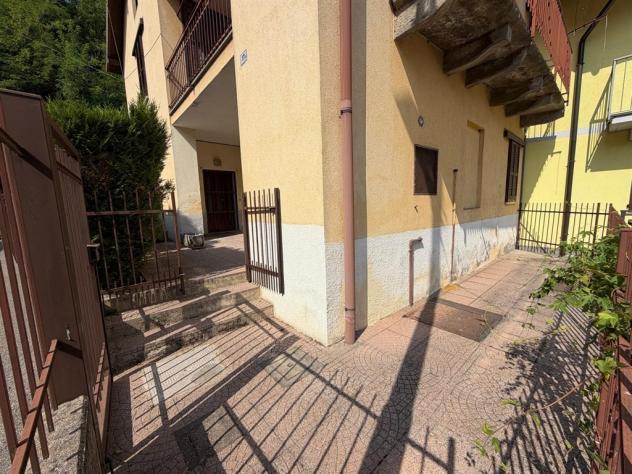 va185 - casa indipendente libera subito: 4 locali, servizi doppio box e picola area esterna recintata - Foto 3