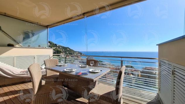Alassio, appartamento vista mare con terrazzo vivibile, posto auto coperto e cantina - Foto 4