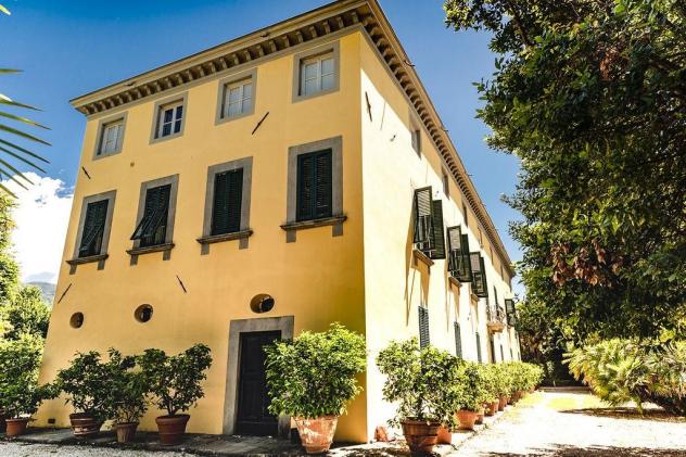 Villa in vendita a Marlia - Capannori 1092 mq Rif: 1377580