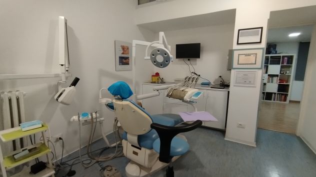 stanza presso studio medico - Foto 4