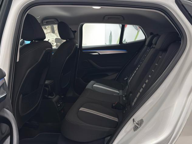 BMW X2 xDrive25eBusiness-X auto Navi Cruise LED BlackPack - Foto 8