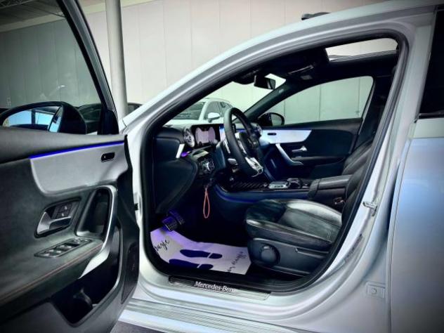 Mercedes-Benz A 180 d 116CV Premium AMG - Foto 10
