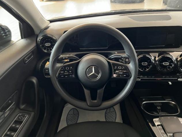 MERCEDES-BENZ A 180 d Automatic Business //BELL1SS1MA// rif. 24162468 - Foto 9