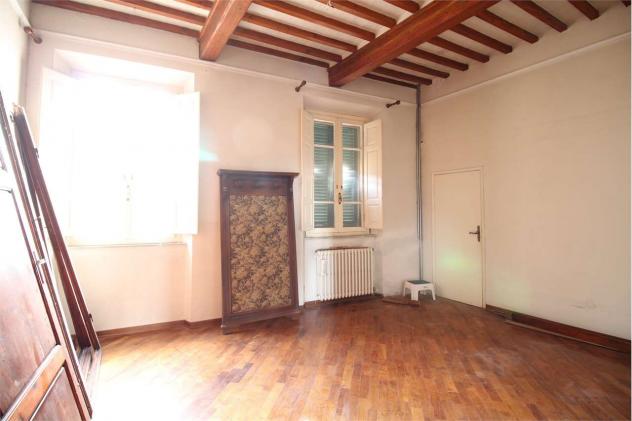 Appartamento in vendita a Buti 204 mq Rif: 1087079