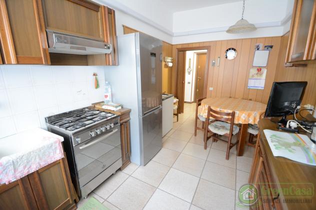 APPARTAMENTO di 4 vani e di 112 mq (CAVENAGO DI BRIANZA) rif. IGC 4 L 85 VIA DANTE - Foto 4