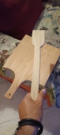Tagliere da portata in legno con spatola per salumi e formaggi - Foto 2