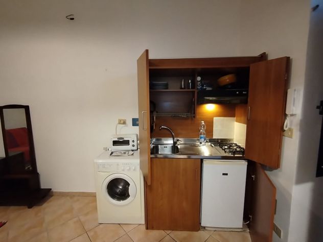 MONOLOCALE IN VIA VANCHIGLIA: 500 euro - Foto 5
