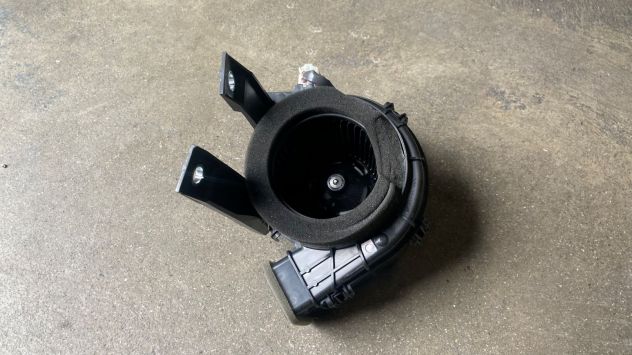Ventola raffreddamento batteria Toyota C-HR Hybrid del 2021 (G9230-47050) - Foto 3