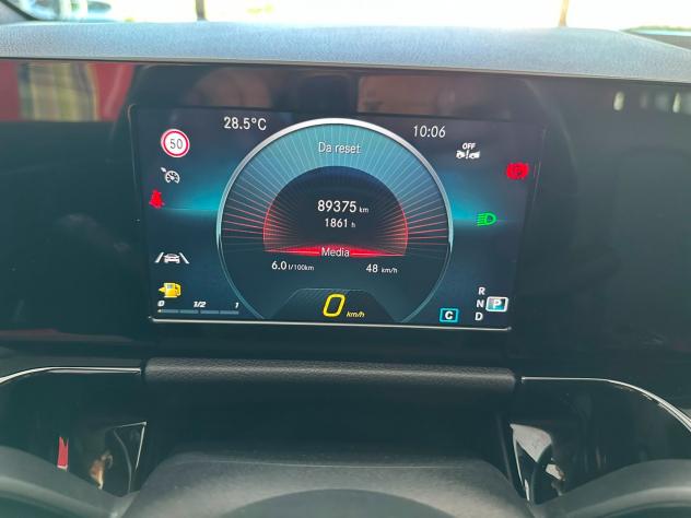 MERCEDES GLA 200d SPORT 150cv AUT - Foto 10