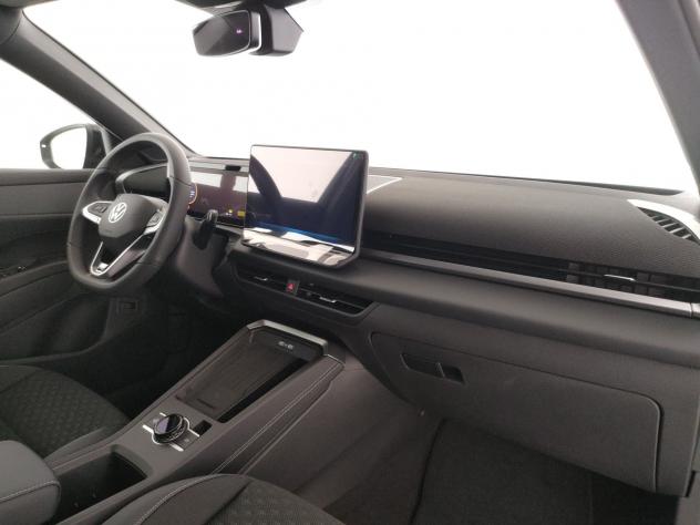 Volkswagen T-Roc 1.5 eTSI ACT 150 CV DSG R-Line - Foto 6