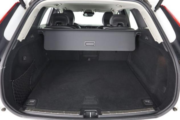 VOLVO XC60 XC60 B4 (d) automatico Momentum Pro rif. 23939722 - Foto 6