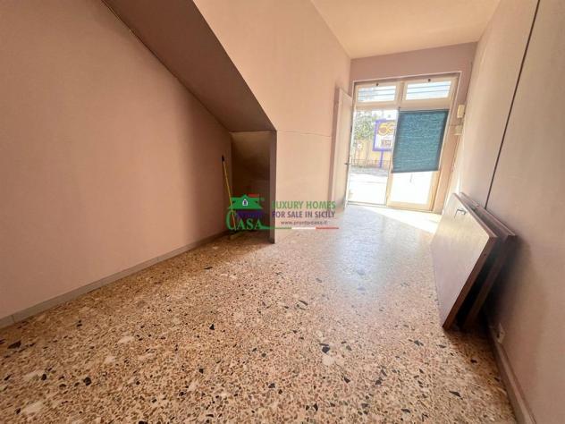 Rif: 2711 - Locale deposito in zona centrale – pratico e versatile, Comiso - Foto 3