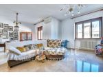 Appartamento di 138 m² con 3 locali e box auto in vendita a Lecce [rif. DV- &hellip;