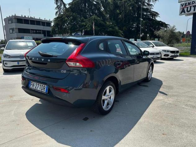 VOLVO V40 D2 'eco' Momentum OK NEOPATENTATO rif. 23990200 - Foto 4