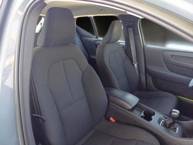 Volvo XC40 T2 ESSENTIAL SUV - Foto 10