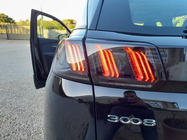 Peugeot 3008 BlueHDi 130 CAMBIO MANUALE ANNO 2022 - Foto 9