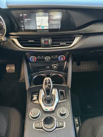 Alfa Romeo Stelvio 2.2 Turbodiesel 160 CV AT8 RWD Business - Foto 10
