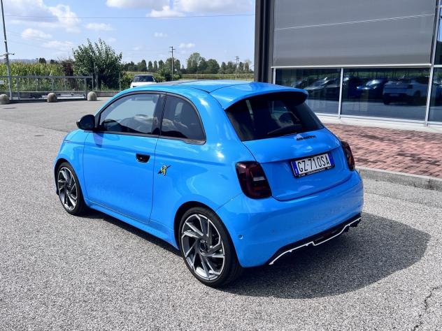 Abarth 500e Elettrica Turismo 155cv - Foto 4