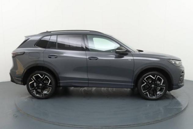 VOLKSWAGEN Tiguan 2.0 TDI 193 CV DSG 4MOTION R-Line Plus Tett&Gancio rif. 22741316 - Foto 6