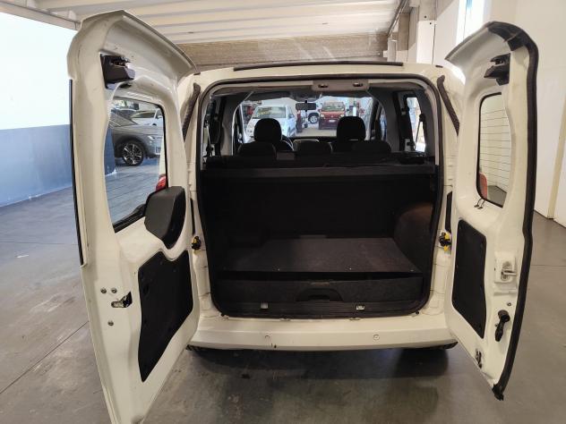 FIAT QUBO 1.4 8v 70cv Lounge Natural Power - Foto 8