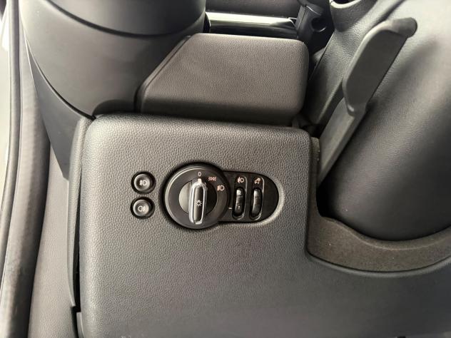 Mini Cooper D 1.5 Business 3p - NEOPATENTATI - Foto 10