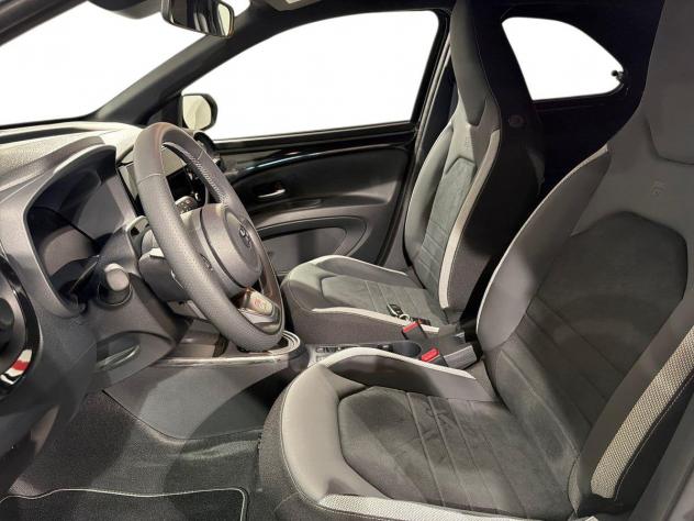 Toyota Aygo X Aygo X 1.5 Hybrid 115 CV 5 porte GR Sport - Foto 10