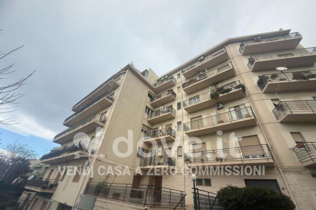 Appartamento di 100 m² con 2 locali in vendita a Reggio Calabria