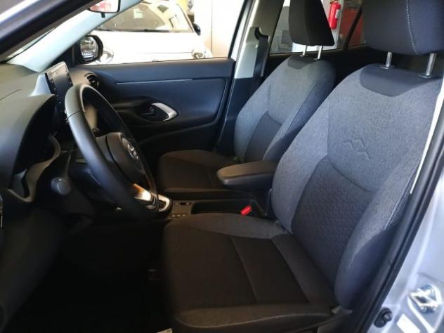 TOYOTA Yaris Cross 1.5 Hybrid 5p. E-CVT Active rif. 23904167 - Foto 8
