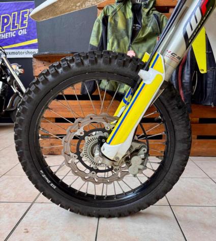 HUSQVARNA 701 Enduro - finanziabile e garantibile - Foto 9