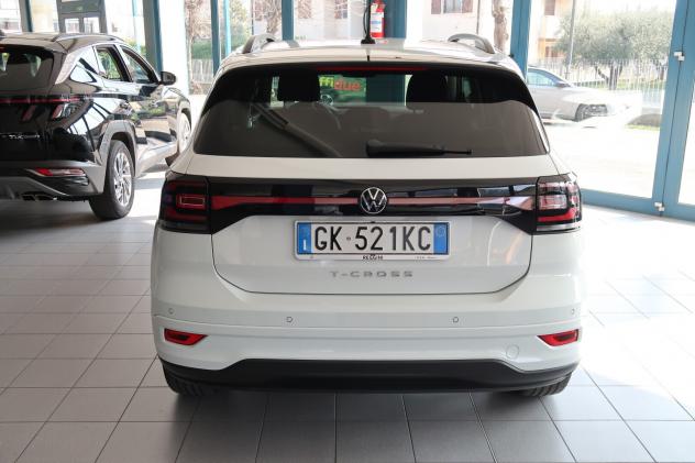 Volkswagen T-Cross 1.0 TSI 110 CV DSG R-Line - Foto 7