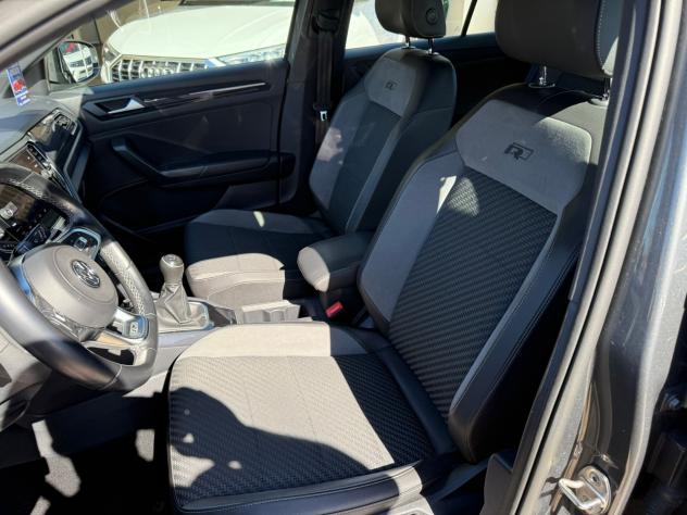Volkswagen T-Roc 1.6 TDI SCR Style BlueMotion Technology R-LINE - Foto 8