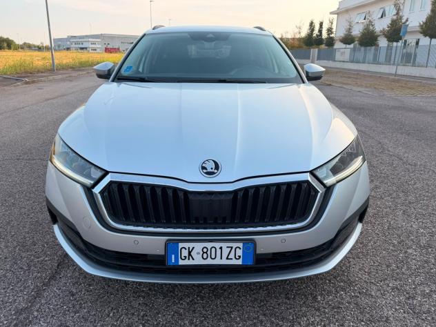 Skoda Octavia 1.5 G-TEC DSG Wagon Executive - Foto 4