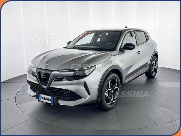 Alfa Romeo Junior Ibrida 1.2 eDCT6 ibrida Speciale - Foto 3