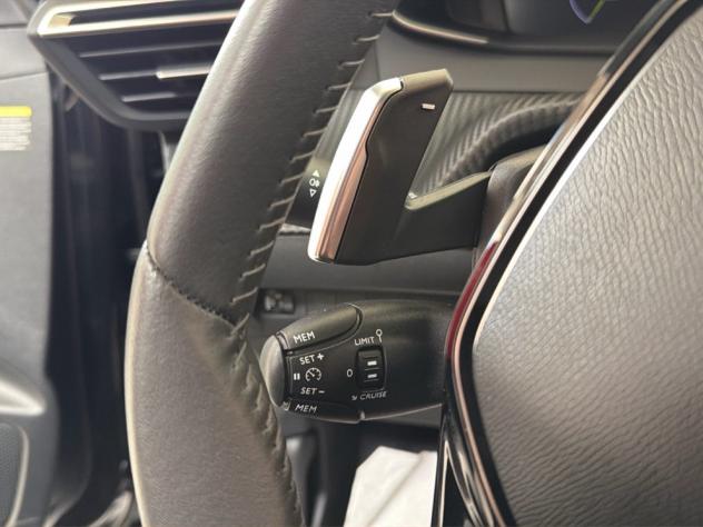 Peugeot 208 Allure Hybrid 110 e-DCS6 auto - Foto 6