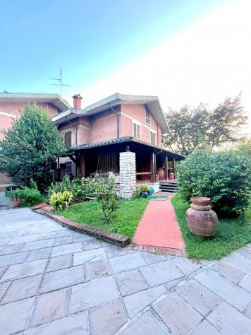 Casa semindipendente in vendita a Montignoso 370 mq Rif: 1210582 - Foto 4