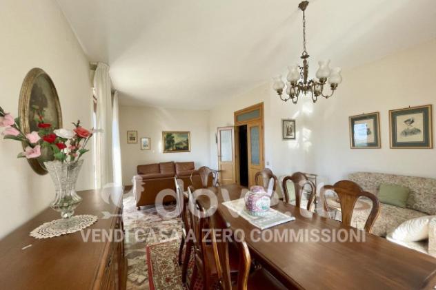 Villa di 616 m² con più di 5 locali e box auto doppio in vendita a Paciano - Foto 3