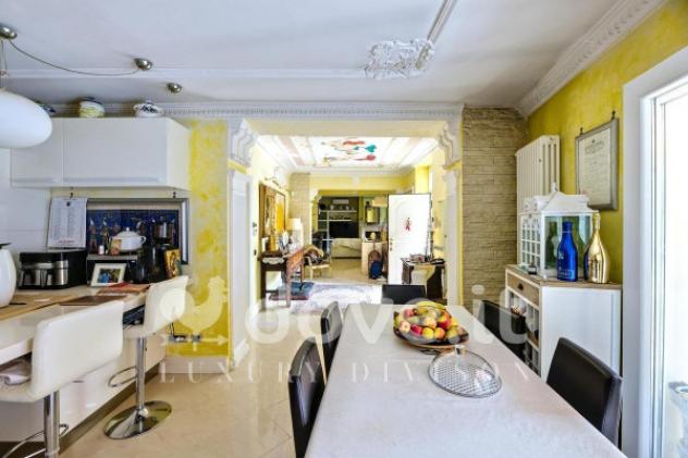 Villa di 286 m² con più di 5 locali e posto auto in vendita a Varese - Foto 8