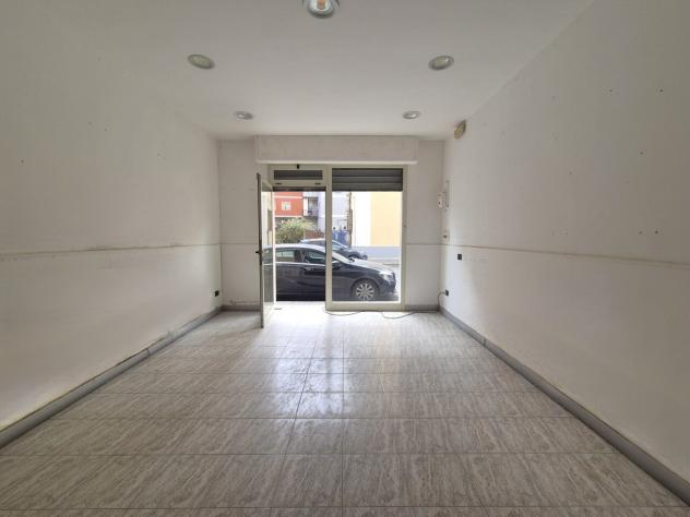 1 Vetrina in affitto a Catanzaro - Foto 2