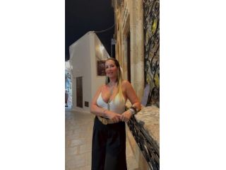 Massaggi - benessere Napoli - Massaggi Professionali a Napoli – Relax,, Linfatico, Madera e S Tel:3762812288