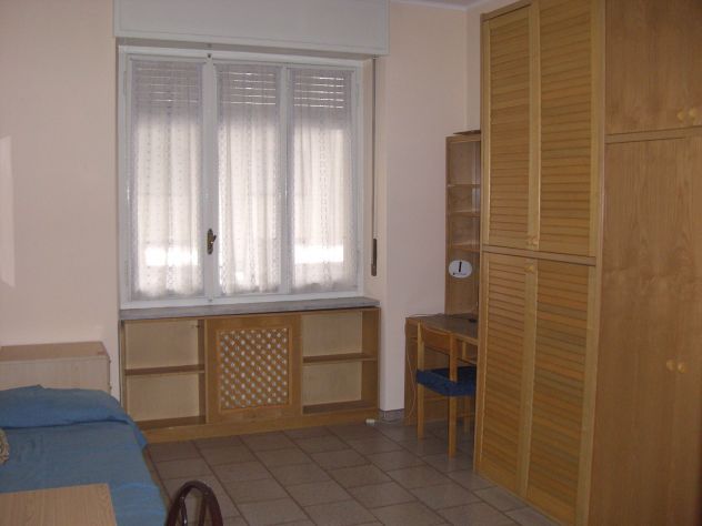 affittasi tre stanze appartamento