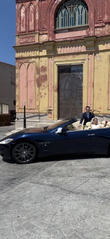 Servizio in auto per sposa - Foto 2