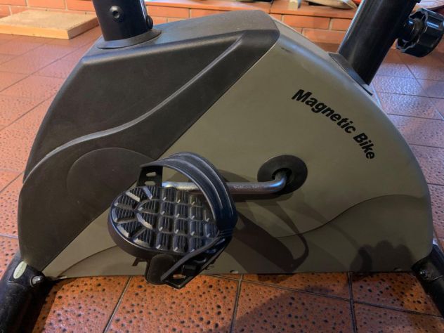 Cyclette con calcolo calorie consumate - Foto 4