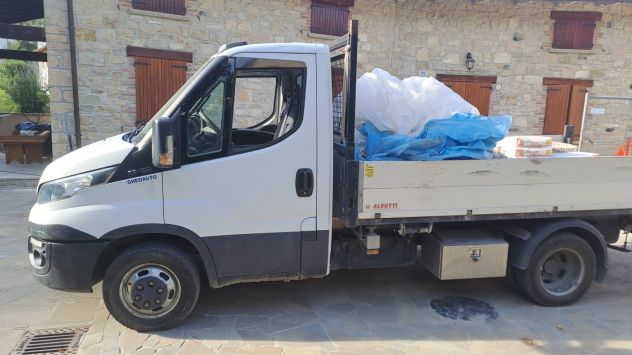 IVECO DAILY 2018 con ribaltabile trilaterale - Foto 3