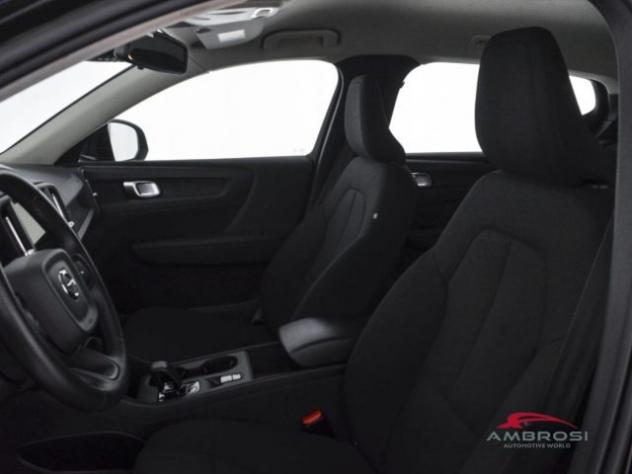 VOLVO XC40 T4 Recharge Plug-in Hybrid automatico Essential rif. 23722128 - Foto 9