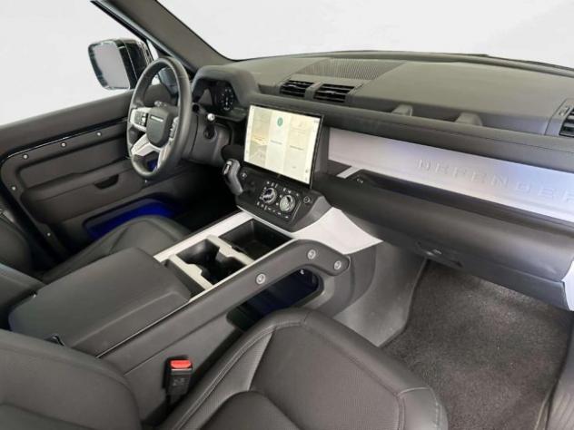 LAND ROVER Defender 110 3.0D I6 200 CV AWD Auto X-Dynamic SE rif. 24088596 - Foto 10