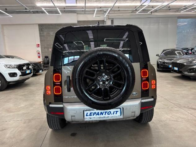 LAND ROVER Defender (2019) Defender 110 2.0 SD4 240CV AWD Auto S - Foto 4
