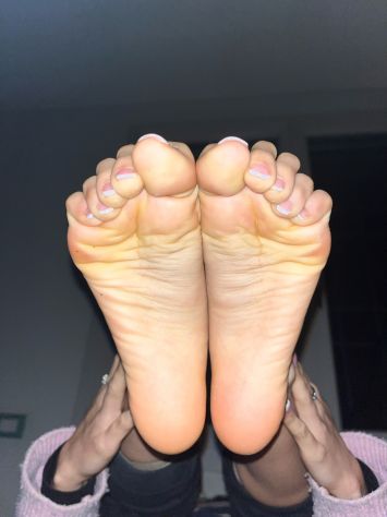 Vendo foto/video, cam e per chi paga bene anche reale - Foto 8 Tel:3514816075