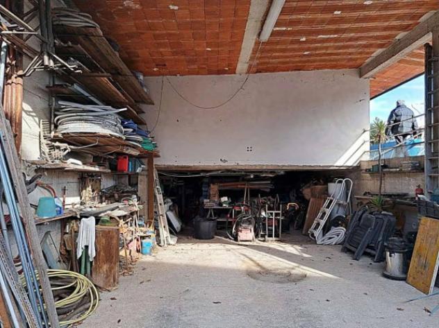 Immobile in asta di 394 m² con più di 5 locali e box auto in vendita a Lonate Ceppino - Foto 3